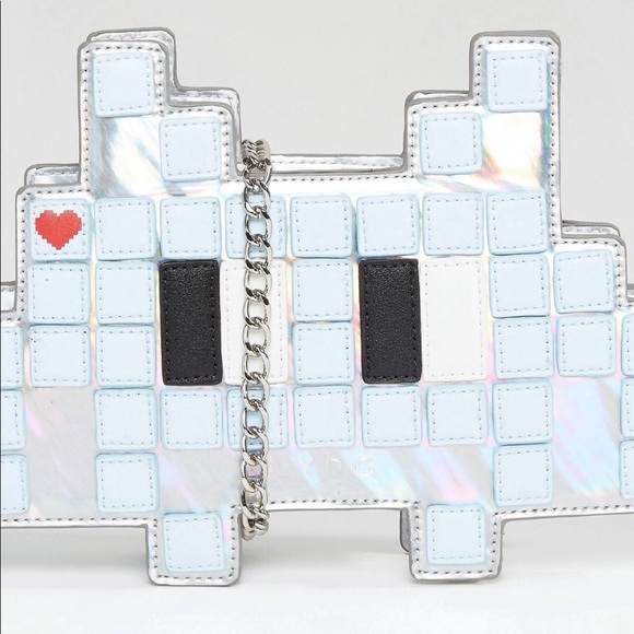 NWT LYDC LONDON ALIEN/PAC MAN CROSSBODY BAG - Picture 2 of 8